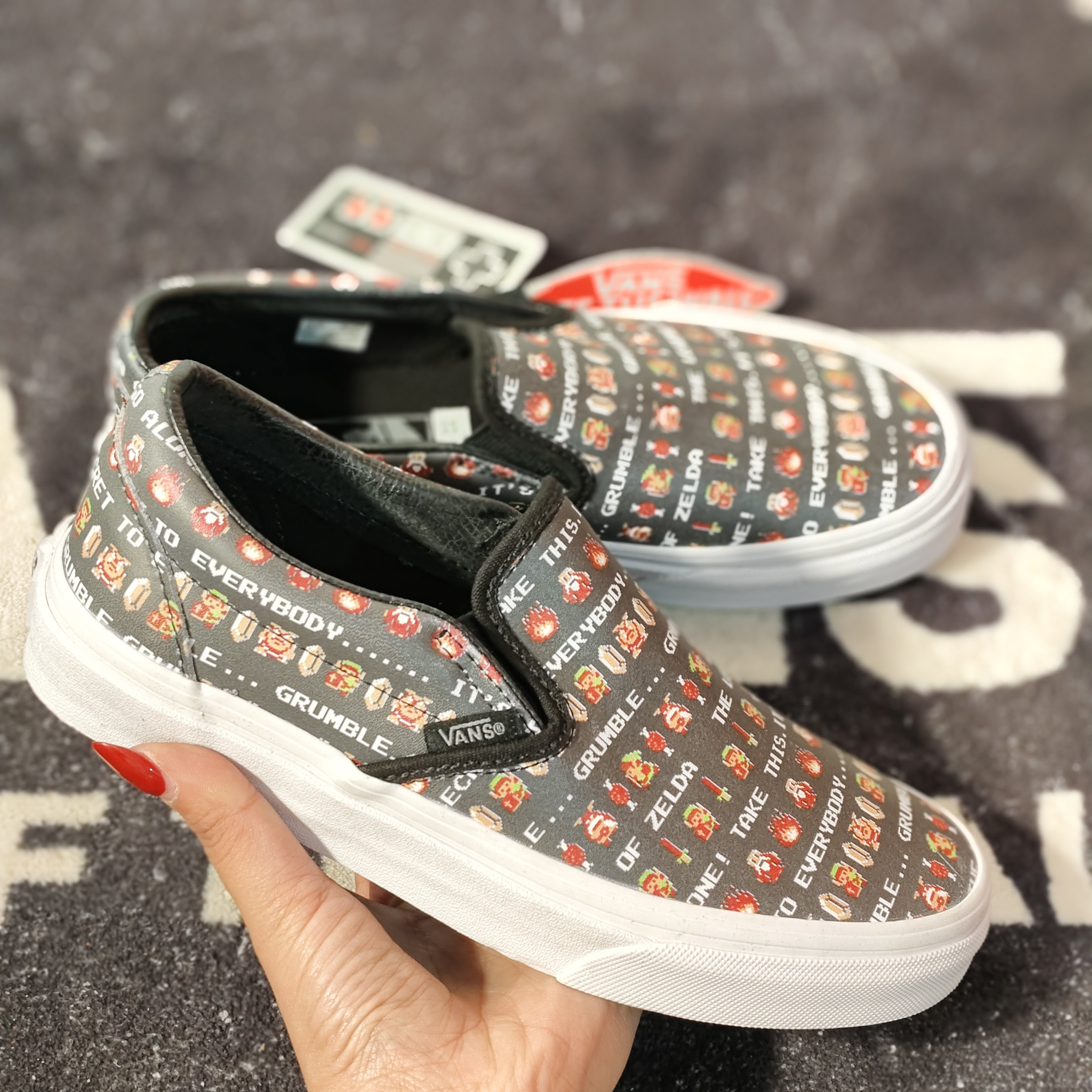 Vans范斯Slip-On任天堂联名塞尔达传说一脚蹬男女板鞋VN0004MPJRD