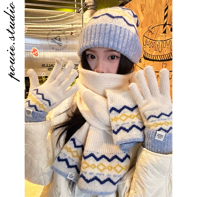 复古提花针织围巾帽子手套三件套