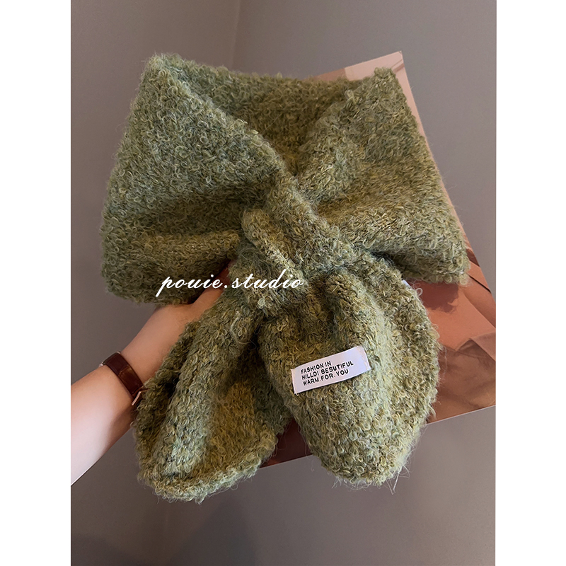 软糯羊羔毛绒交叉围脖女韩版秋冬新款百搭简约亲肤保暖小围巾学生