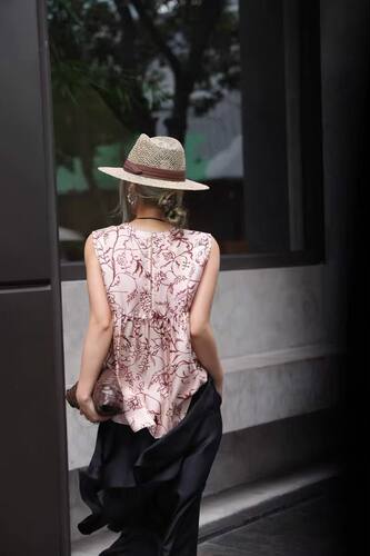 真丝上衣浅粉色染花 静享日常慢时光法式减龄气质时尚单品温婉