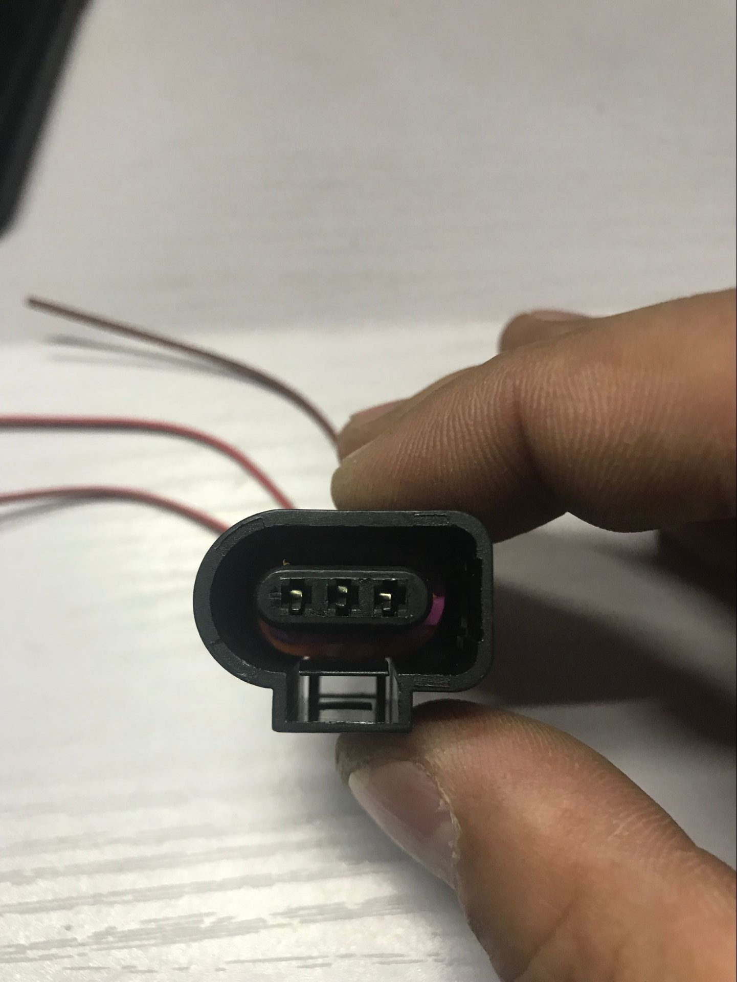 大众新帕萨特朗逸迈腾速腾喇叭曲轴位置传感器雾灯压缩机线束插头