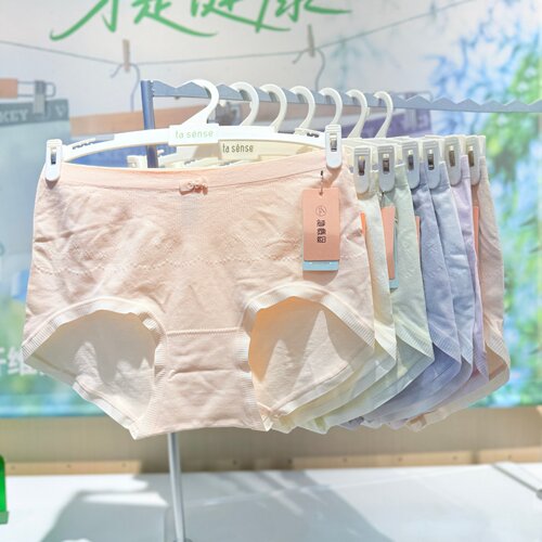 她概念新款无缝女士内裤18477T莫代尔提花舒适透气抑菌中腰三角裤