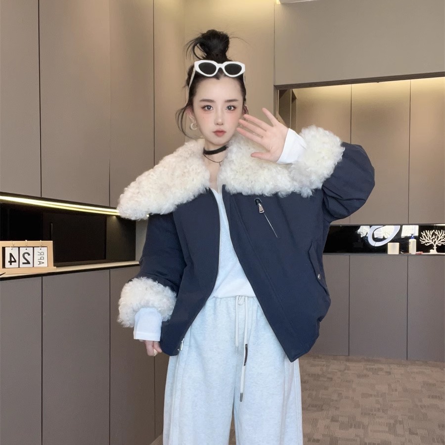 欧洲站派克服鹅绒羽绒服拼皮毛领毛袖冬季外套女2025新款短款上衣