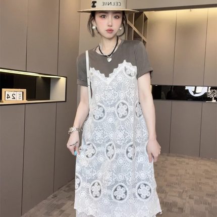 蕾丝拼接短袖连衣裙女2025夏季新款圆领长裙宽松显瘦裙子欧洲站潮