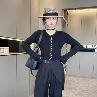 时尚洋气百搭圆领长袖针织开衫女