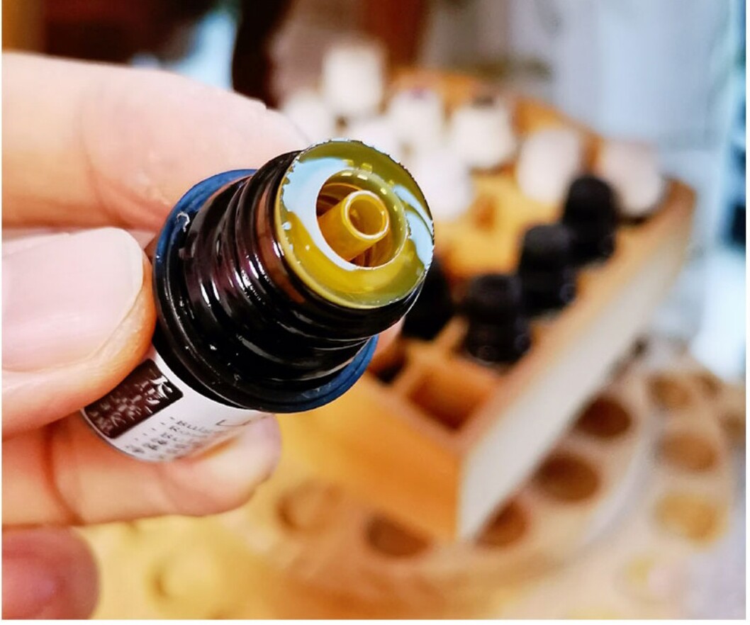保加利亚大马士革 玫瑰原精单方精油 美肤养肤 保湿 女人按摩香薰