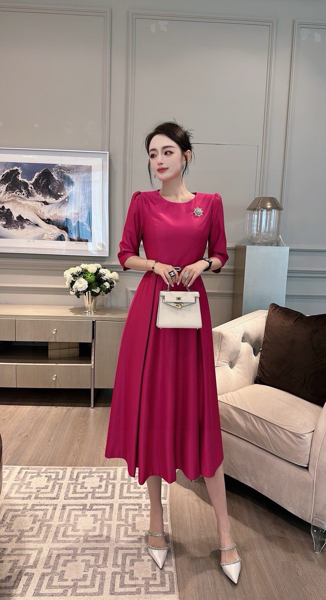 新款连衣裙法式立体剪裁优雅双口袋圆领中袖系腰带大摆中长连衣裙