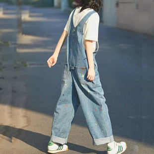 甜酷工装风牛仔裤背带裤女春夏新款涂鸦直筒宽松百搭减龄连体长裤