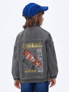 很帅酷 马其顿童装春季新款男童翻领牛仔夹克柔软儿童印花外套潮