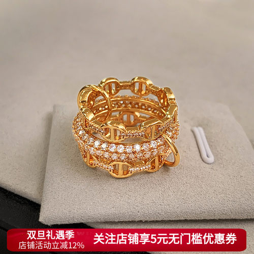 猪鼻子金色夸张戒指女