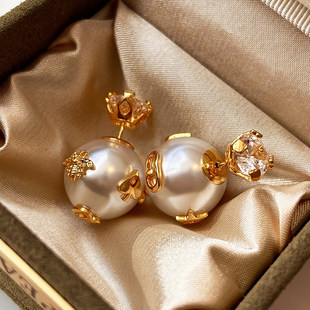 小蜜蜂金色澳白双面大珍珠耳环女耳钉轻奢高级感2026新款独特耳饰