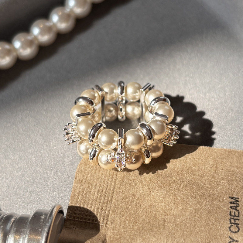 澳白色双层珍珠戒指女款小众设计轻奢高级感2026新款满钻食指指环