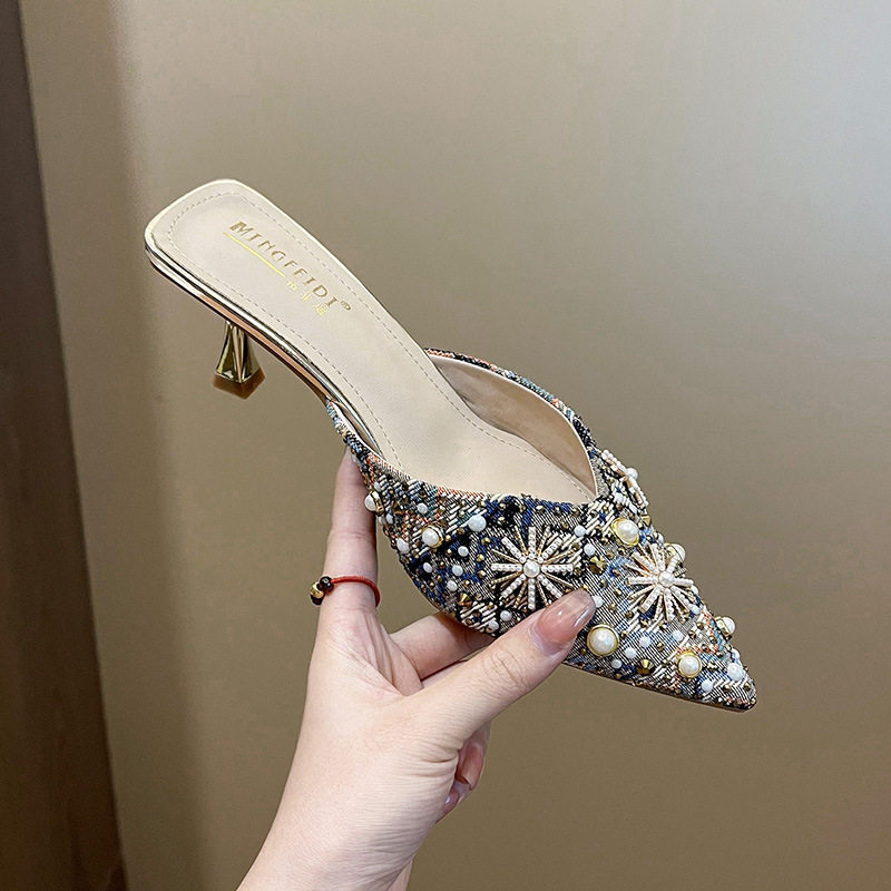 2026年夏新款网红水钻半拖鞋包头凉拖高跟拖鞋女外穿时尚细跟尖头