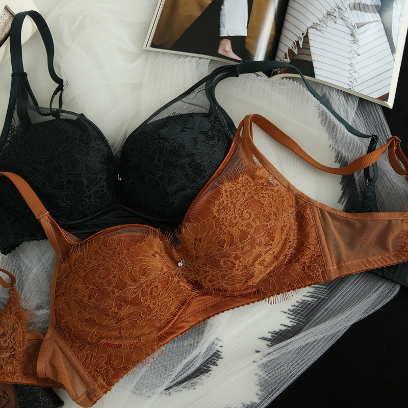 小胸聚拢上托调整型bra厚款内衣