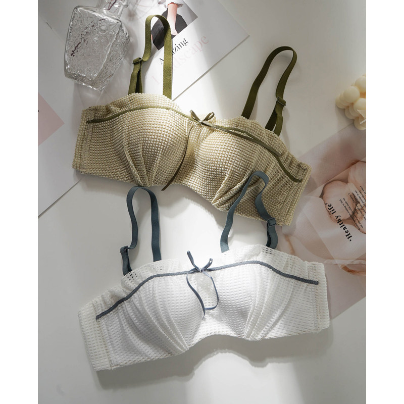 无肩带内衣女甜美隐形抹胸式文胸无钢圈小胸聚拢上托柔软文胸套装