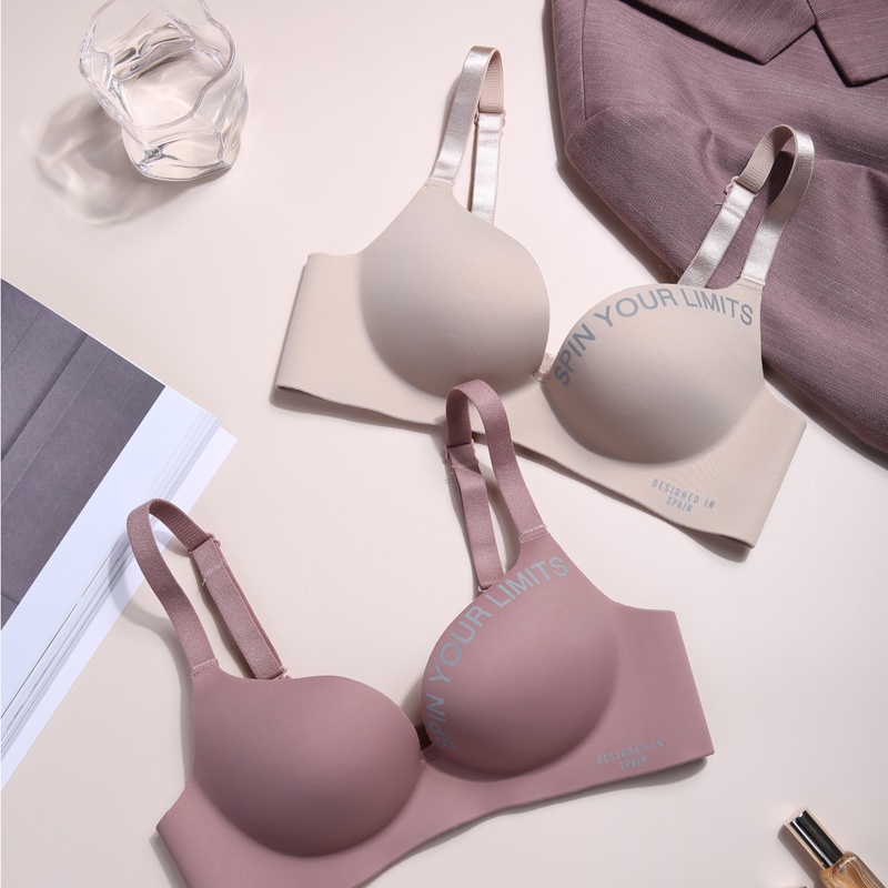 无痕内衣女小胸聚拢无钢圈夏季美背胸罩调整型上托一片式文胸套装
