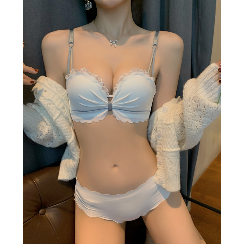 少女内衣女小胸聚拢文胸罩白色无钢圈收副乳防下垂薄款内裤一套装