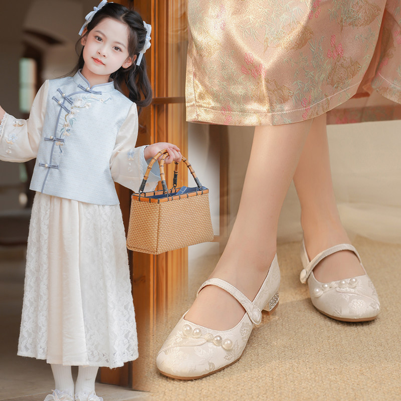 女童汉服鞋子春秋季2026新款国风儿童公主鞋小女孩古风演出高跟鞋图片