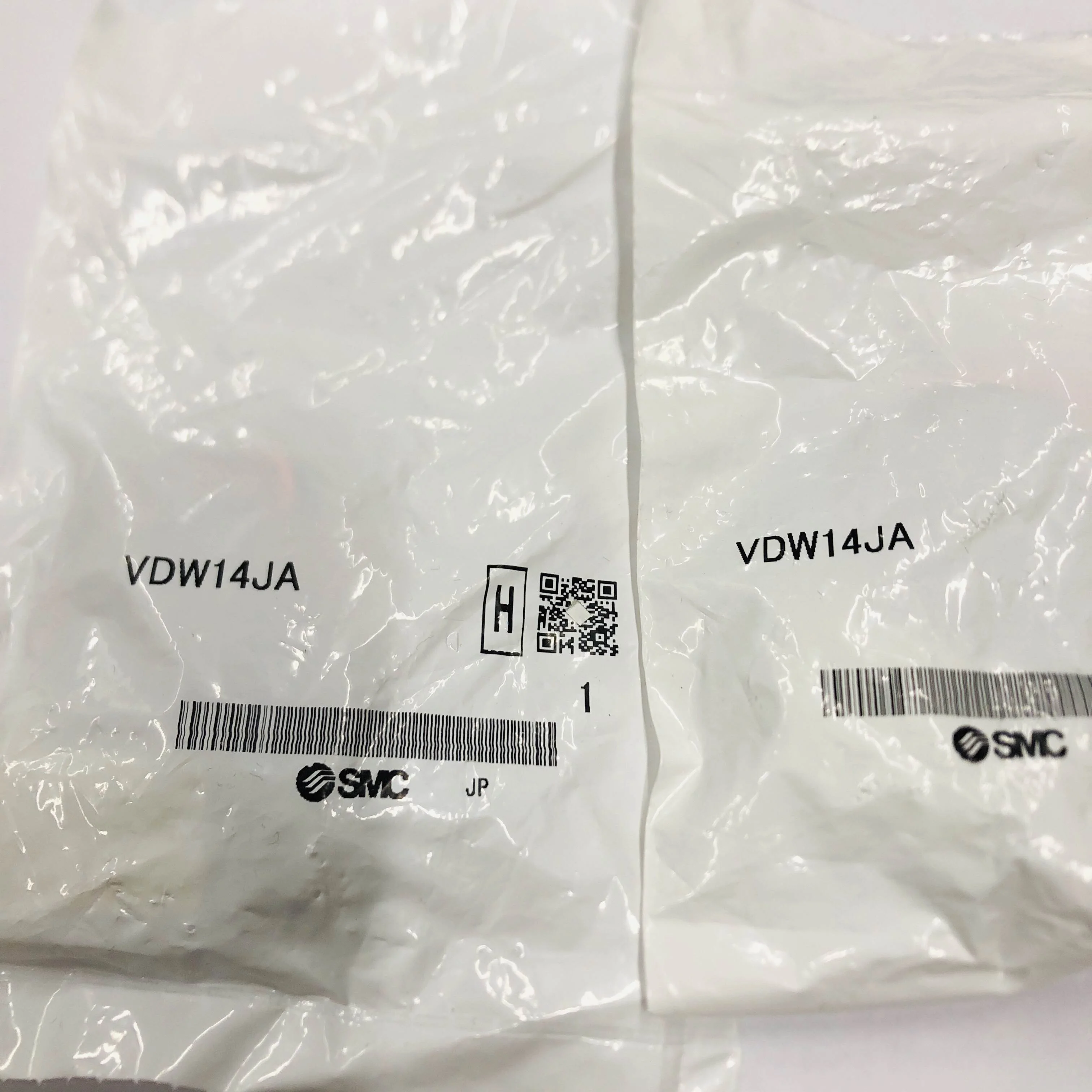 非实价议价议价全新原装电磁阀VDW14JA，假一罚十 现货非实价议价