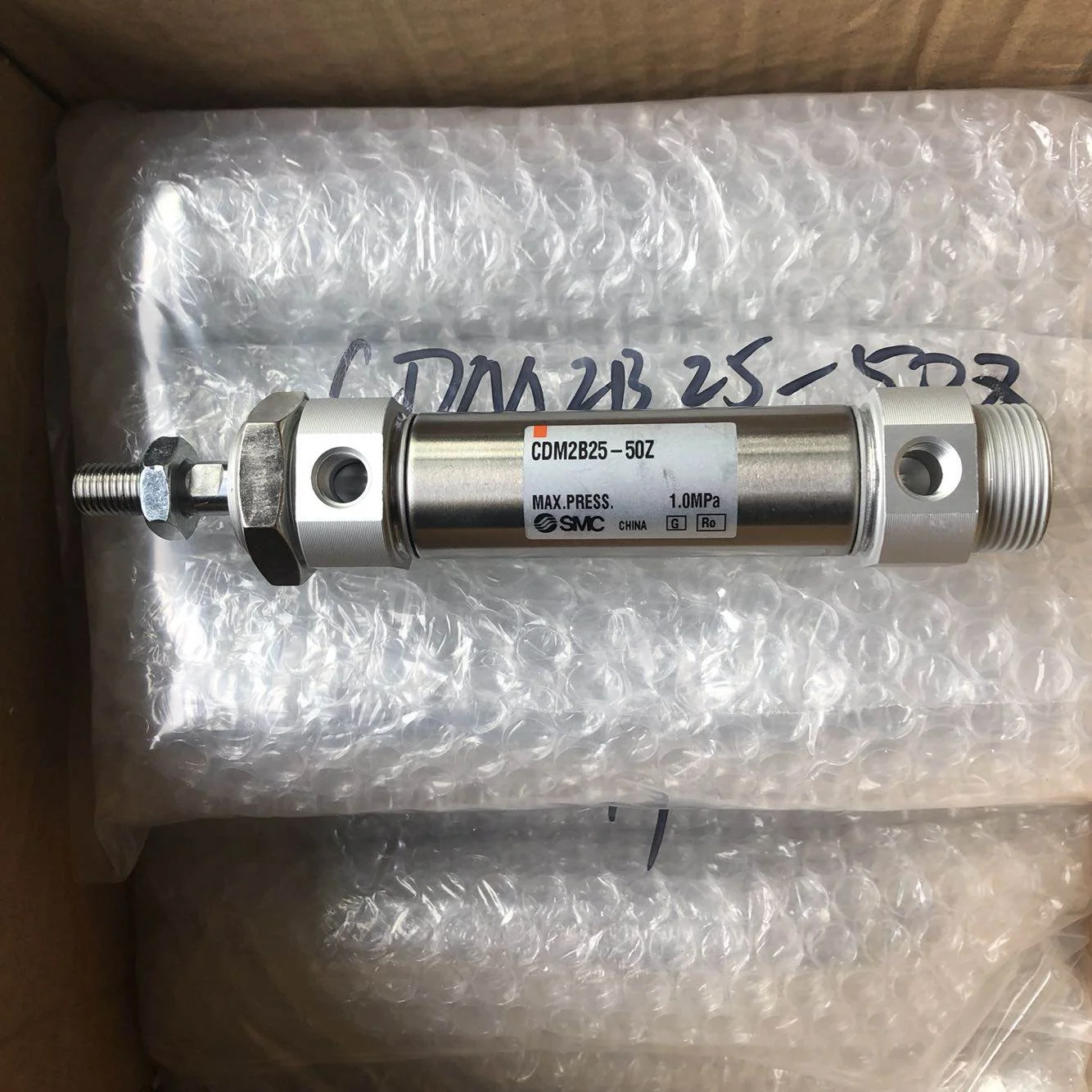 非实价议价议价全新原装正品气缸CDM2B25-50Z CD85F25-50-B，假货