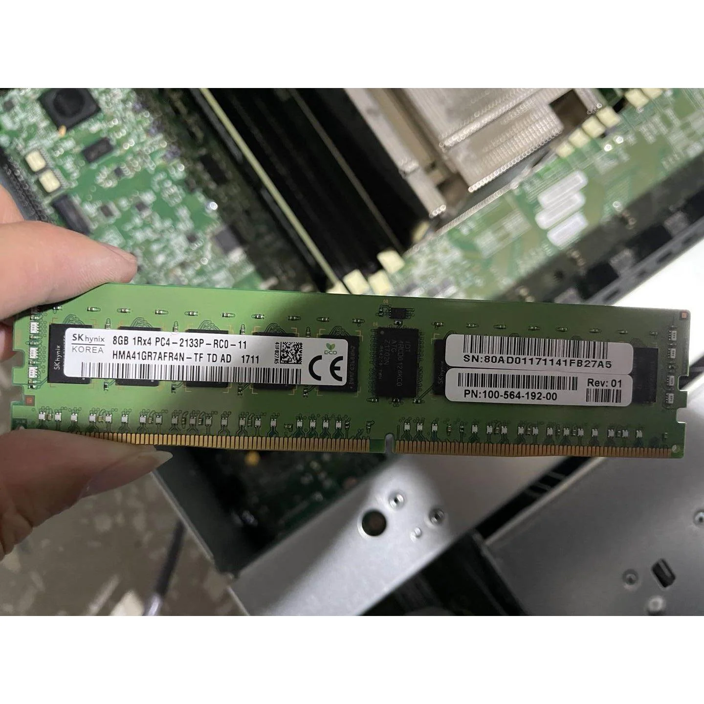 非实价议价议价 Unity 300/300F 8GB 控制器内存 100-564-192-00