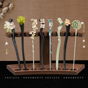 古风发簪女2025新款高级感簪子新中式发钗简约现代木簪盘发器头饰