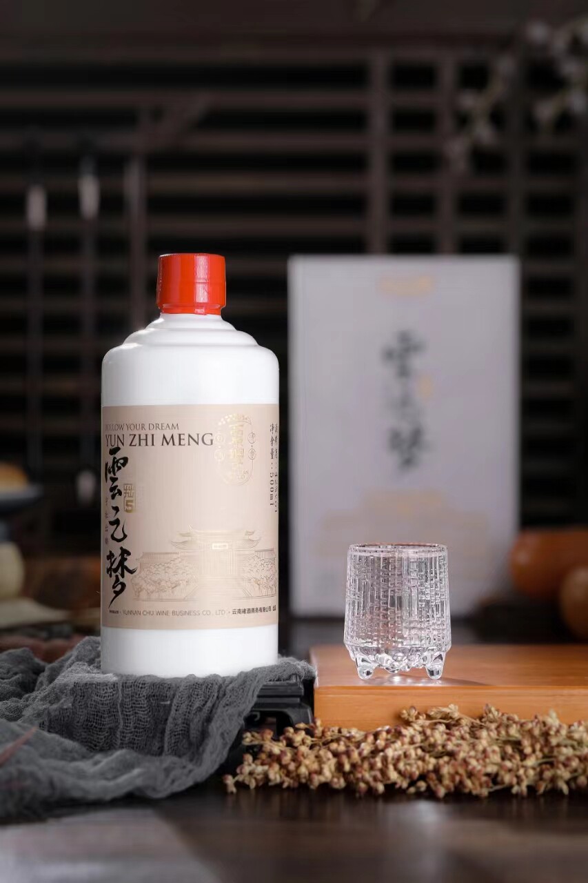 雲之梦褚之梦500ml高粱白酒42度