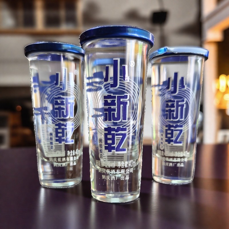 鹤庆42度小新乾口杯酒40ml*12杯