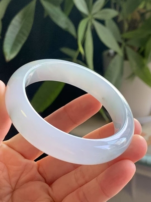 天然缅甸翡翠手镯A货54尺寸宽13.6厚9冰种紫罗兰阳绿黄翡洒金三彩