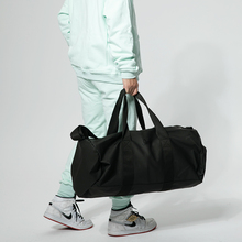 SLAMBLE PU皮大容量运动篮球健身训练旅行包手提包桶包单肩行李包