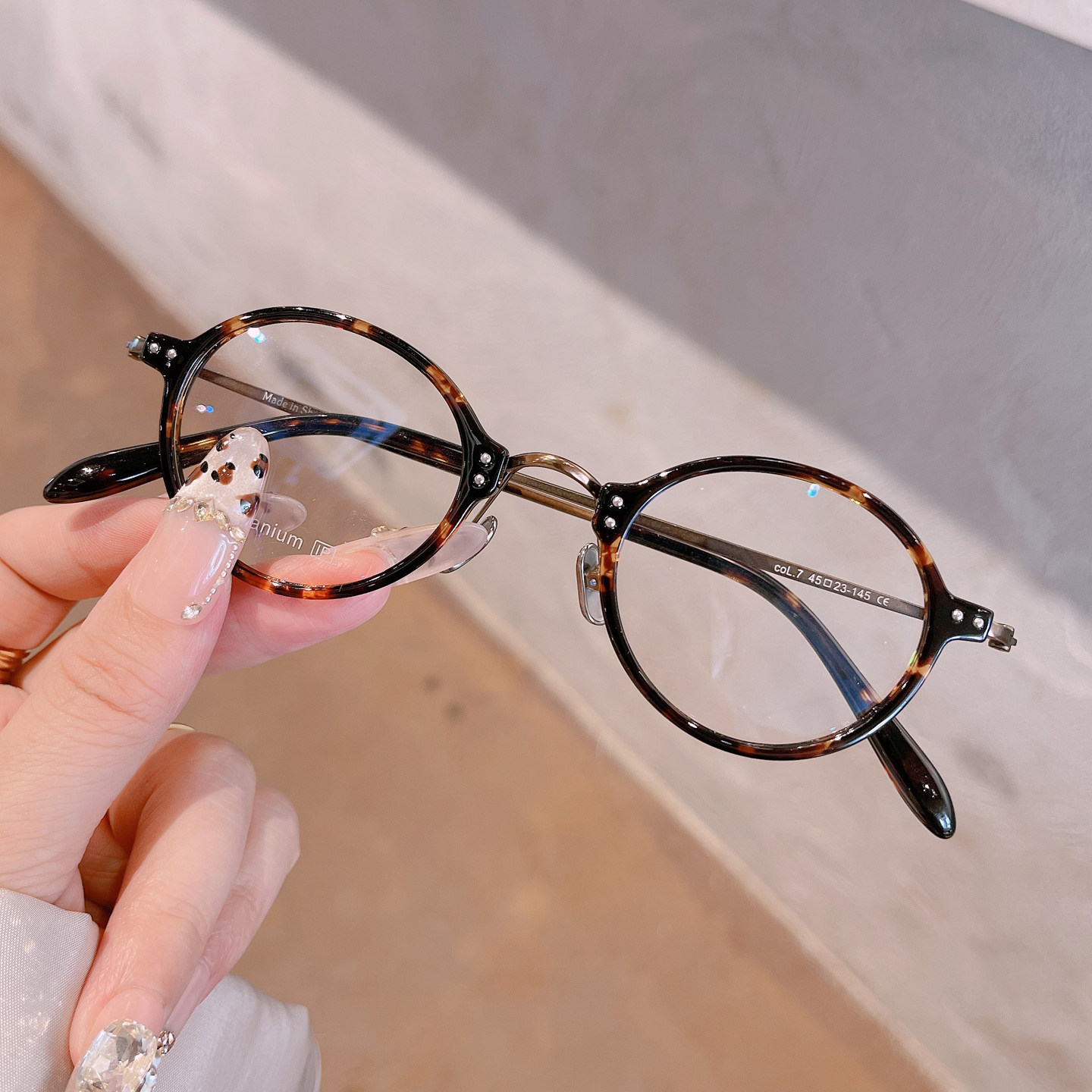 日系玳瑁色超轻钛架小圆框眼镜近视女可配度数素颜神器眼睛架豹纹