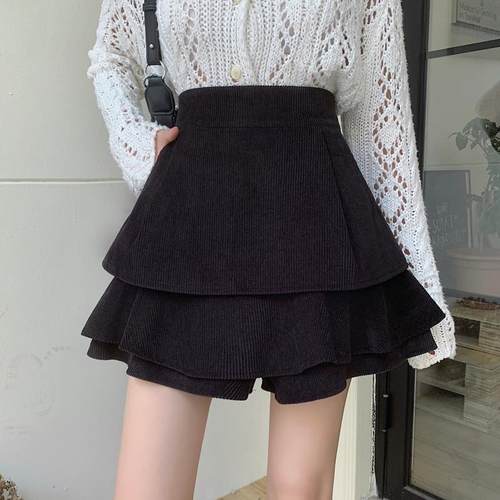黑色灯芯绒裙裤蓬蓬短裙遮胯