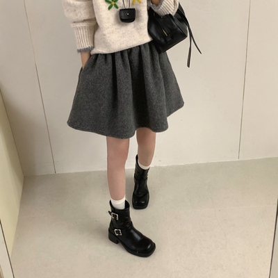 灰色羊毛呢蓬蓬短裙女花苞伞裙