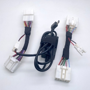 花冠凯美瑞锐志卡罗拉雷凌荣放皇冠普拉多天窗取电记录仪降压器线