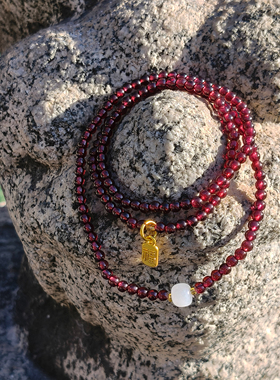 南岳衡山景区天然石榴石手串女款三圈石榴石水晶手链女款