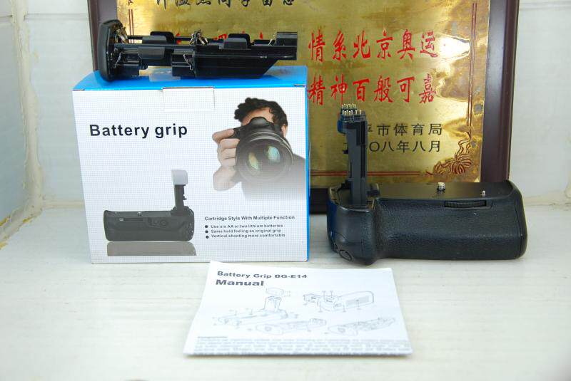 99新 BG-E14 手柄 竖拍电池盒 适用于 佳能 70D 80D 90D 单反相机