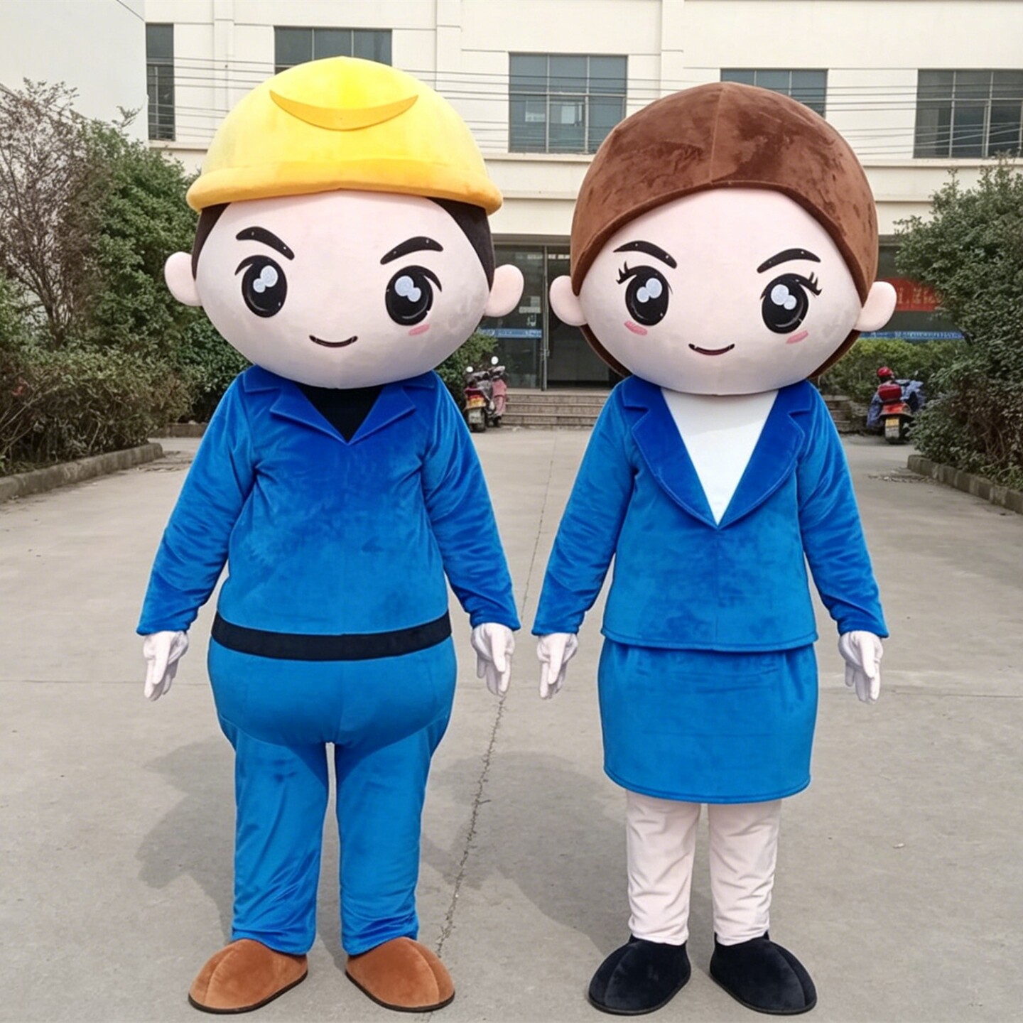 定做动漫客服行政商务女性技术工人装扮卡通人偶演出布偶道具服装