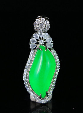 缅甸高冰种翡翠绿柳叶吊坠冰种阳绿老翠玉坠项链玉佩男女百搭配饰