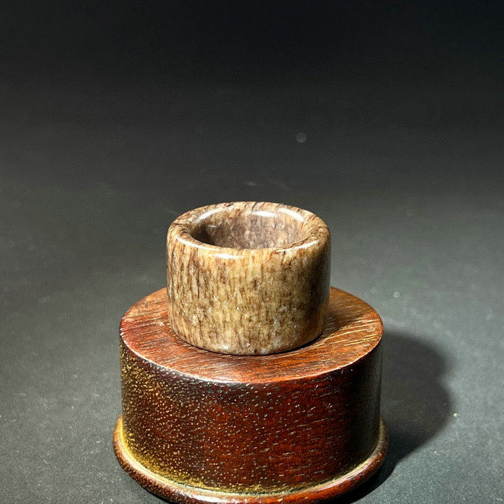 古玩收藏古玉老玉扳指实木花梨木螺钿盒装套装文玩玉指环大权在握