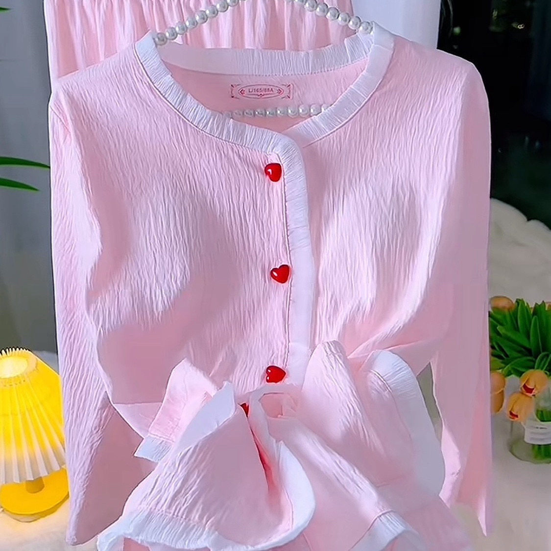 早春秋软绵绵女爱心纽扣甜美舒适居家服睡衣带胸垫