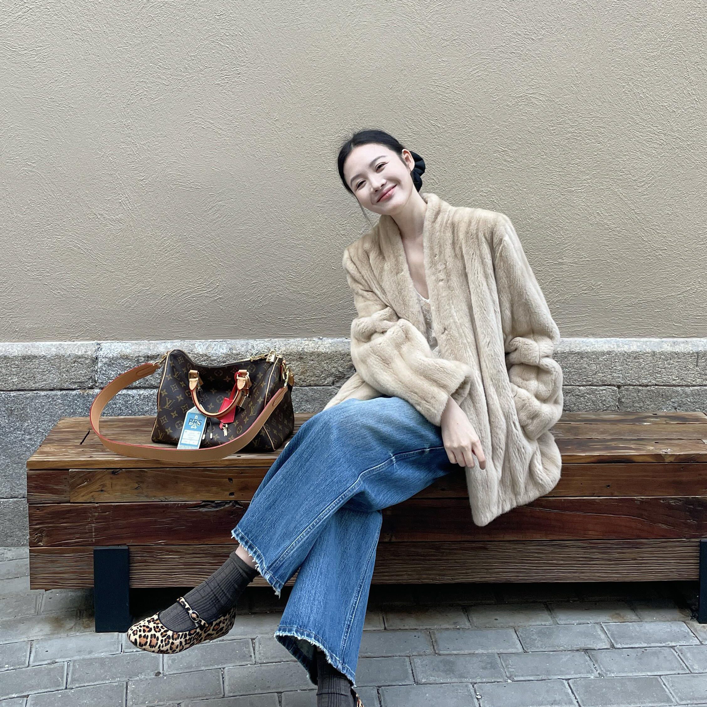 高端仿水貂绒环保皮草外套女冬季抽刀纹V领显瘦减龄百搭毛毛大衣,女装/女士精品,皮草,淘宝优惠券,粉丝福利购,淘宝优惠卷