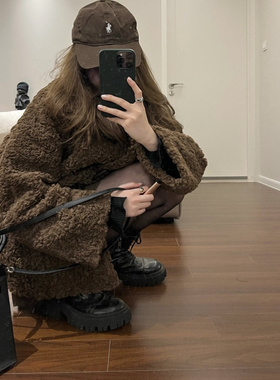 巧克力牛角可颂咖色羊羔毛外套女2025秋冬复古宽松慵懒风皮草大衣