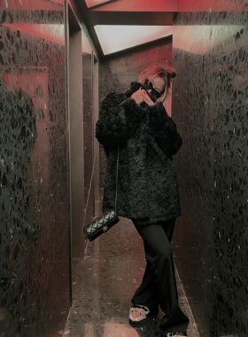 2025新款复古黑色仿貂绒翻领羊羔毛外套女冬皮毛一体加厚毛毛大衣