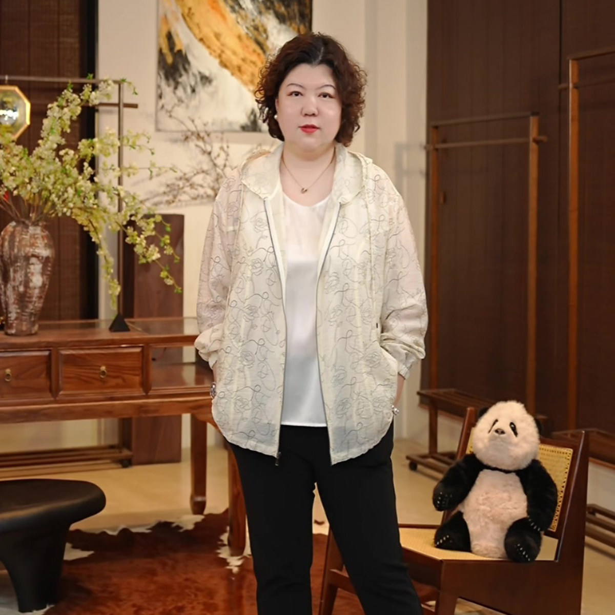 金雀绫【香槟玫瑰】设计款印花加宽加大连帽防晒外套SZBL252