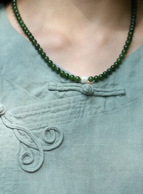 泼墨。和田玉碧玉配淡水珍珠项链