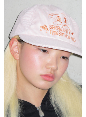 TYPESERVICE韩国代购2025秋冬可爱兔子眼睛刺绣字母百搭棒球帽子