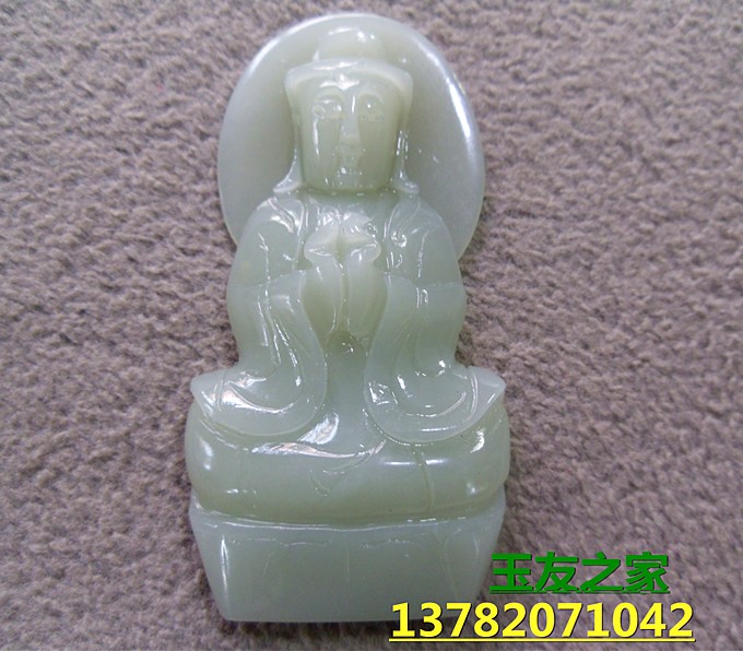 男款玉佩细腻项链观音吊坠