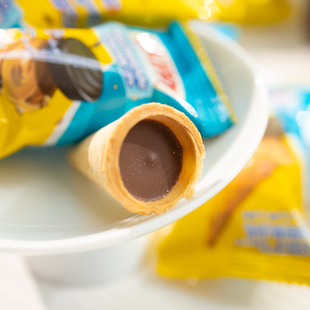 超好吃四季宝迷你巧克力花生酱甜筒夹心脆零食品SKIPPY冬天限定