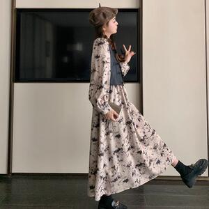 国风碎花裙马甲套装女2025春秋新款设计感甜美温柔气质裙子两件套图片