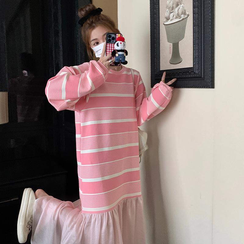 粉色条纹长袖卫衣连衣裙女2025春季新款设计感宽松鱼尾拼接长裙潮,女装连衣裙,浙宝289
